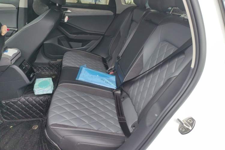 Used Volkswagen Sagitar 2023 300TSI DSG Excellence Edition Left Rear Seat