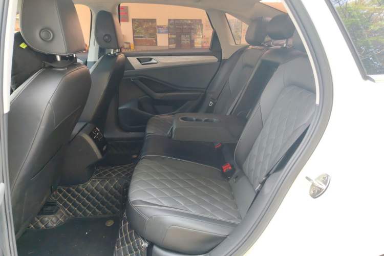 Used Volkswagen Sagitar 2023 280TSI DSG Excellence Edition Left Rear Seat
