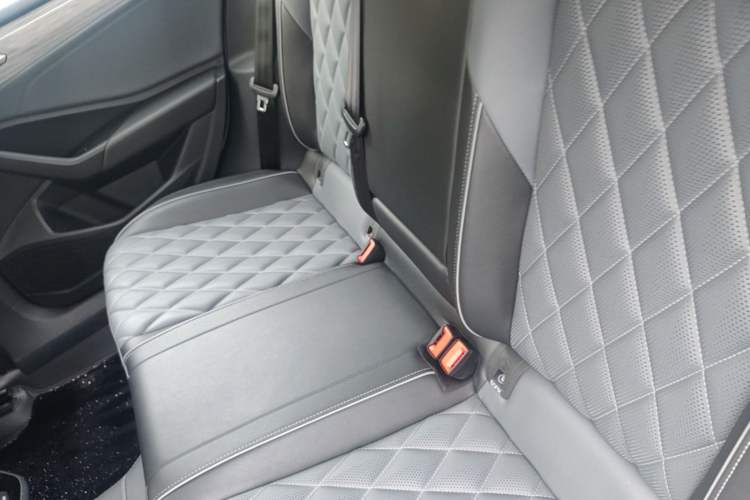 Used Volkswagen Sagitar 2023 300TSI DSG Excellence Edition Left Rear Seat