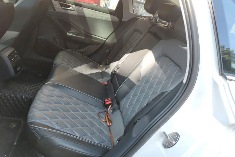 Used Volkswagen Sagitar 2023 300TSI DSG Excellence Edition Left Rear Seat
