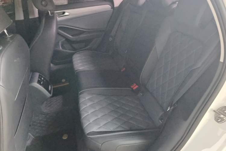 Used Volkswagen Sagitar 2023 300TSI DSG Excellence Edition Left Rear Seat