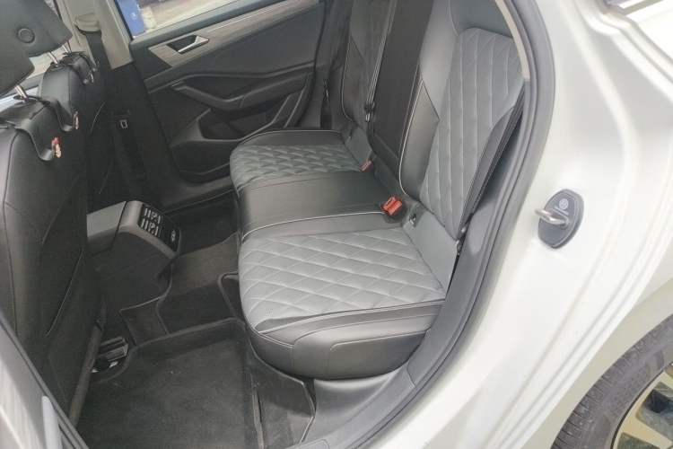 Used Volkswagen Sagitar 2023 300TSI DSG Excellence Edition Left Rear Seat