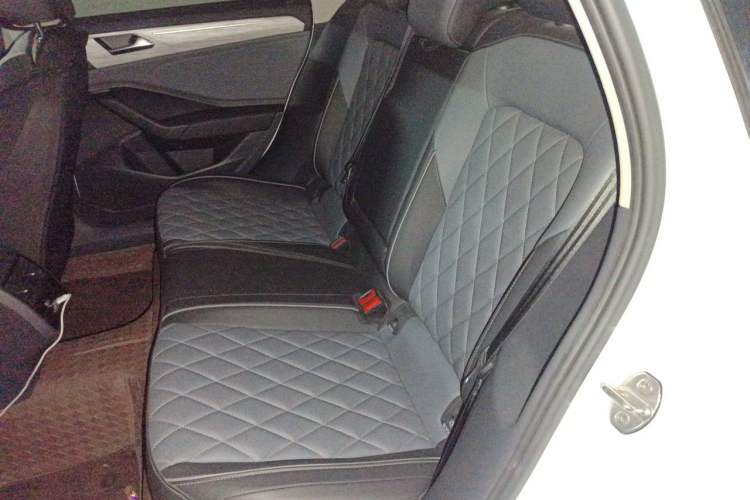 Used Volkswagen Sagitar 2023 300TSI DSG Excellence Edition Left Rear Seat
