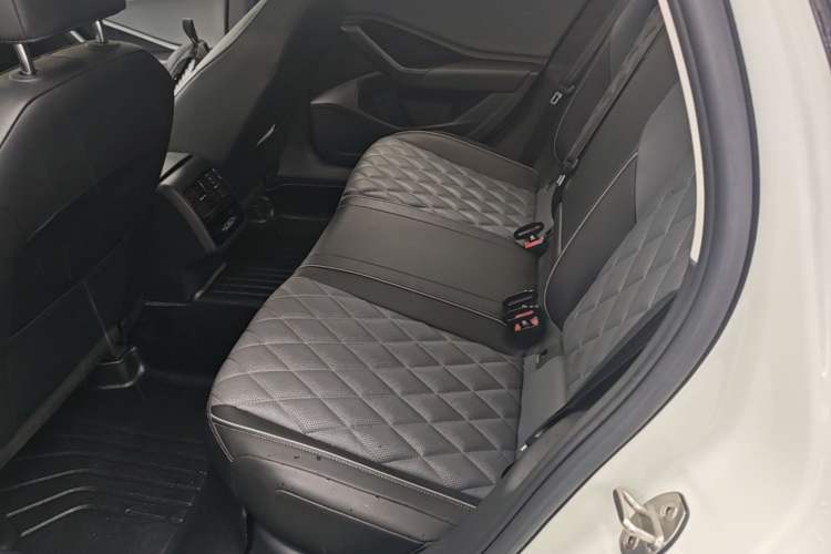 Used Volkswagen Sagitar 2023 280TSI DSG Beyond Lite Edition Left Rear Seat