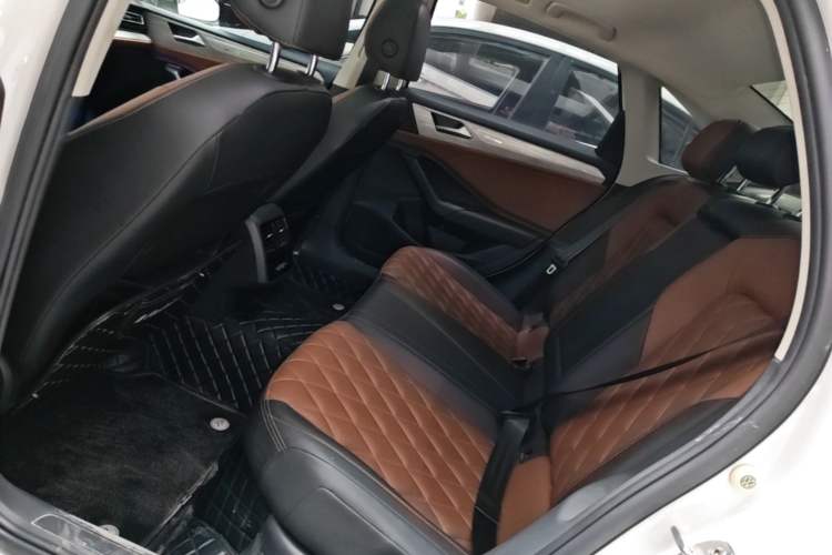 Used Volkswagen Sagitar 2023 280TSI DSG Excellence Edition Left Rear Seat