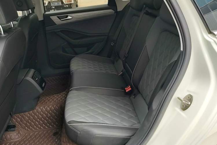 Used Volkswagen Sagitar 2023 280TSI DSG Excellence Edition Left Rear Seat