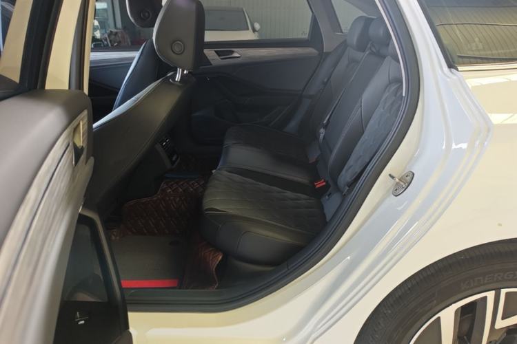 Used Volkswagen Sagitar 2023 300TSI DSG Excellence Edition Left Rear Seat