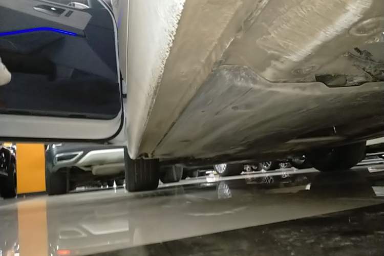 Used Volkswagen Sagitar 2023 300TSI DSG Excellence Edition Left Side Sill
