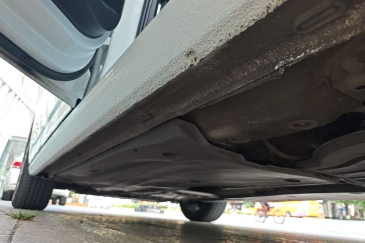 Used Volkswagen Sagitar 2023 200TSI DSG Excellence Edition Left Side Sill