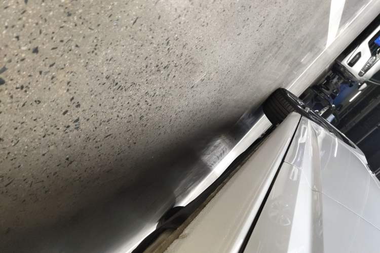 Used Volkswagen Sagitar 2023 300TSI DSG Excellence Edition Left Side Sill