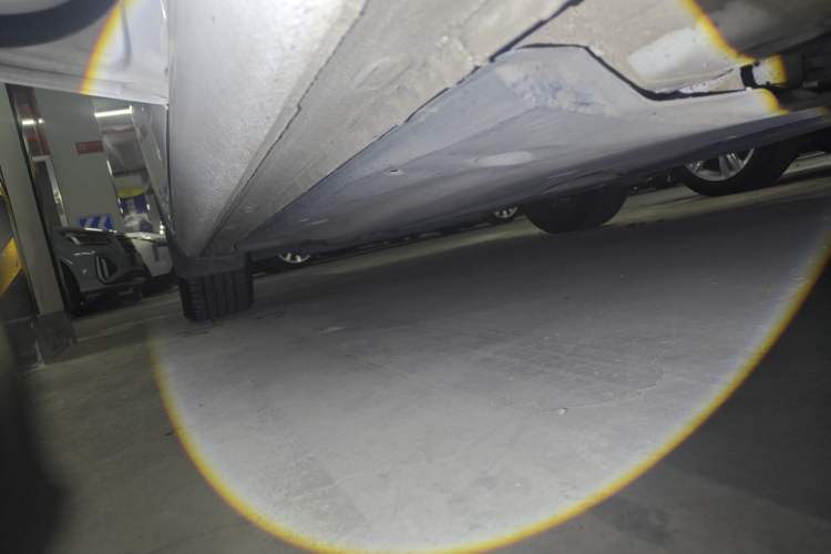 Used Volkswagen Sagitar 2023 300TSI DSG Excellence Edition Left Side Sill