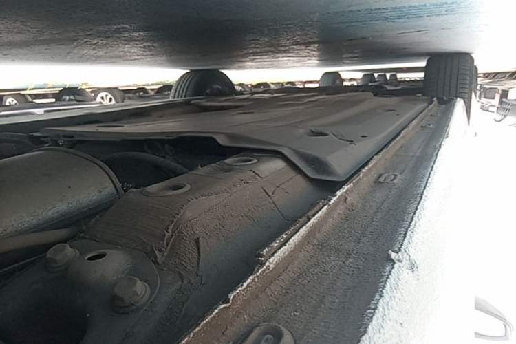 Used Volkswagen Sagitar 2023 300TSI DSG Excellence Edition Left Side Sill