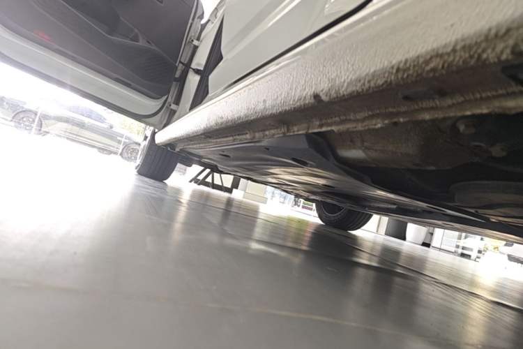 Used Volkswagen Sagitar 2023 200TSI DSG Excellence Edition Left Side Sill