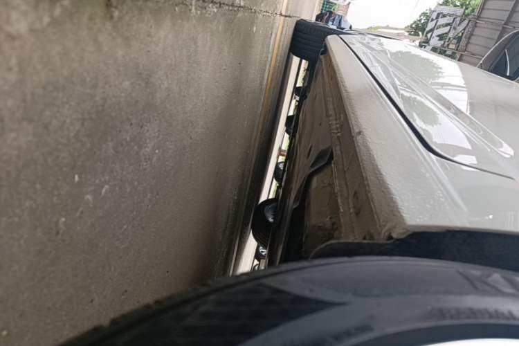 Used Volkswagen Sagitar 2023 300TSI DSG Excellence Edition Left Side Sill