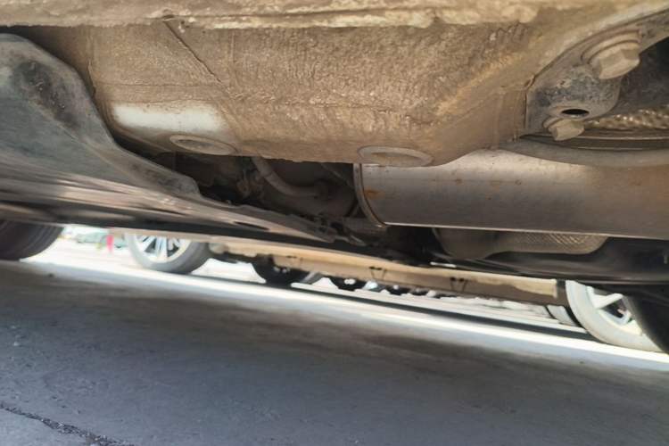 Used Volkswagen Sagitar 2023 300TSI DSG Excellence Edition Left Side Sill