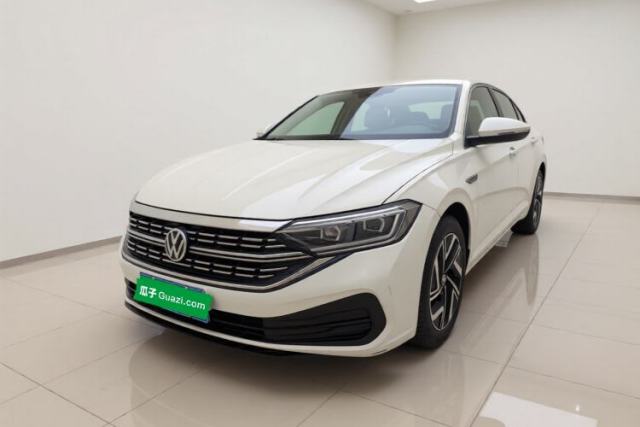 Volkswagen Sagitar 2023 300TSI DSG Excellence Edition usado