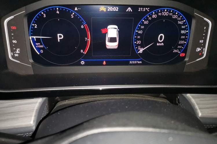 Used Volkswagen Sagitar 2023 300TSI DSG Excellence Edition Odometer Close Up