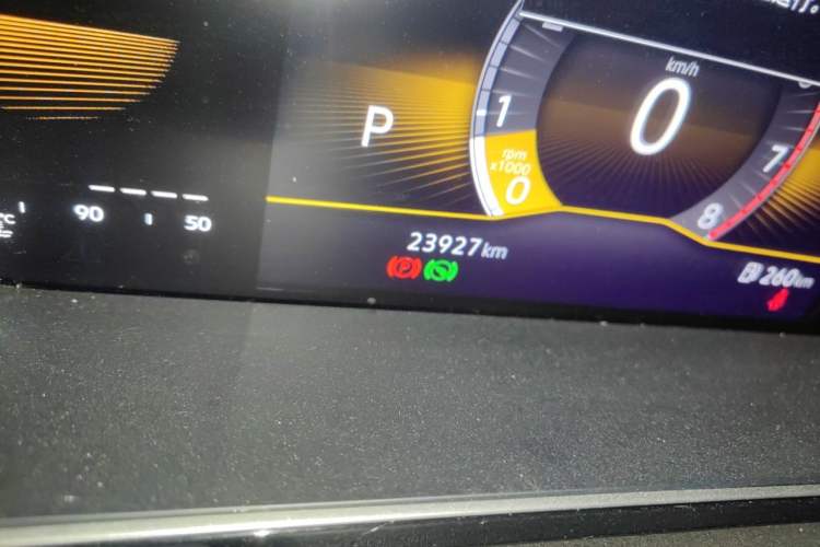 Used Volkswagen Sagitar 2023 300TSI DSG Flyover Edition Odometer Close Up