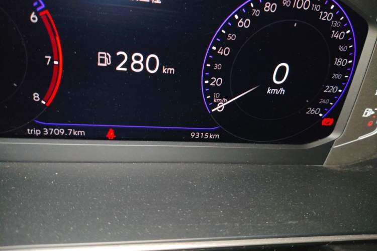 Used Volkswagen Sagitar 2023 300TSI DSG Excellence Edition Odometer Close Up