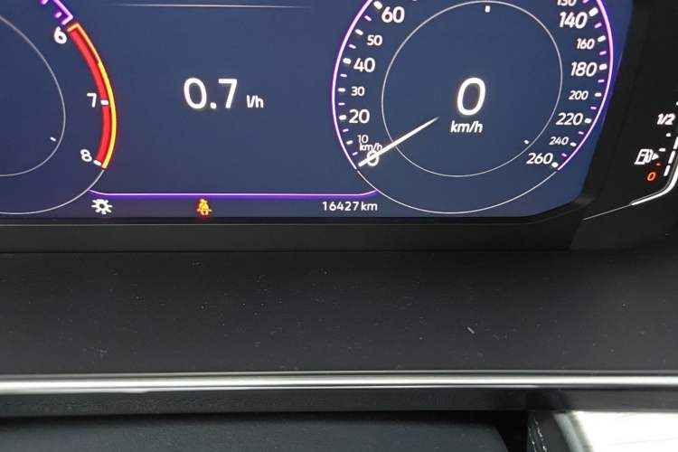 Used Volkswagen Sagitar 2023 300TSI DSG Excellence Edition Odometer Close Up