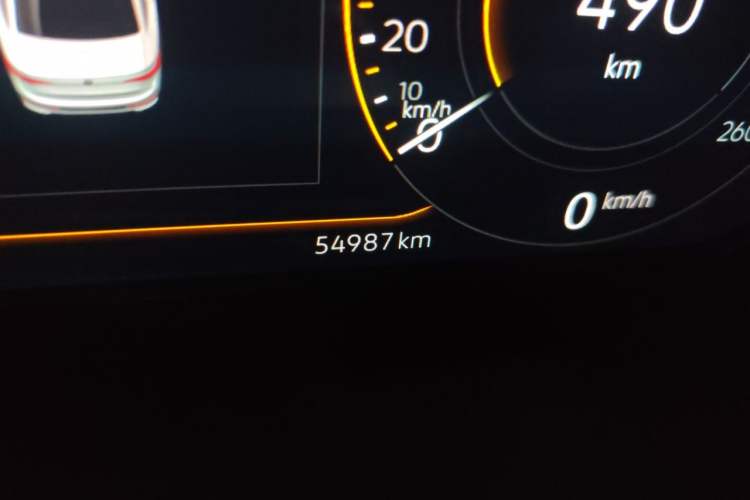 Used Volkswagen Sagitar 2023 280TSI DSG Excellence Edition Odometer Close Up