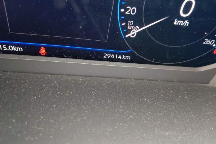 Used Volkswagen Sagitar 2023 300TSI DSG Excellence Edition Odometer Close Up