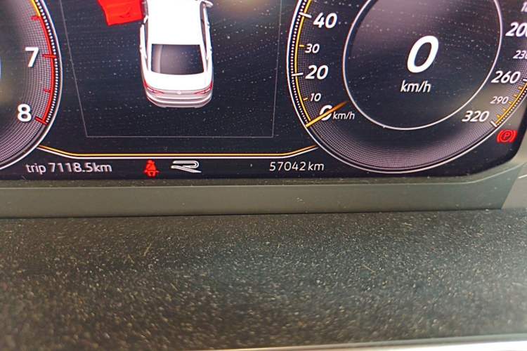 Used Volkswagen Sagitar 2023 300TSI DSG Excellence Edition Odometer Close Up
