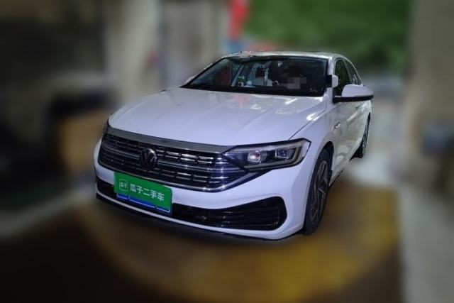 Ojetý Volkswagen Sagitar 2023 300TSI DSG Excellence Edition