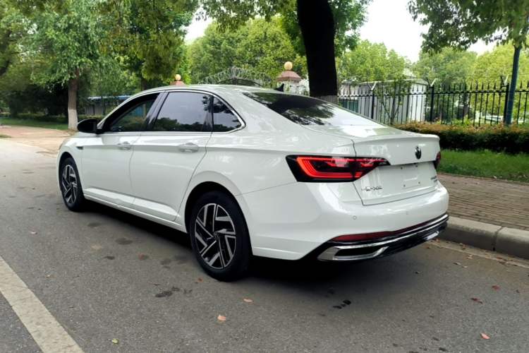 Used Volkswagen Sagitar 2023 300TSI DSG Excellence Edition Rear Left 45 Deg
