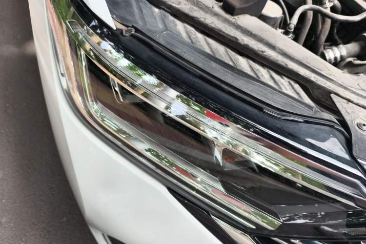 Used Volkswagen Sagitar 2023 200TSI DSG Excellence Edition Right Front Headlight