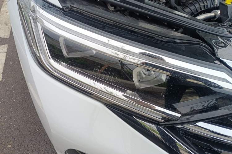 Used Volkswagen Sagitar 2023 300TSI DSG Excellence Edition Right Front Headlight