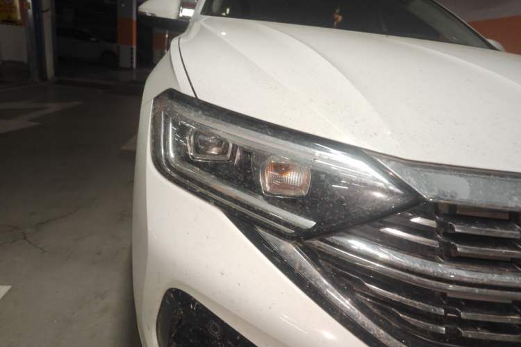 Used Volkswagen Sagitar 2023 280TSI DSG Beyond Lite Edition Right Front Headlight