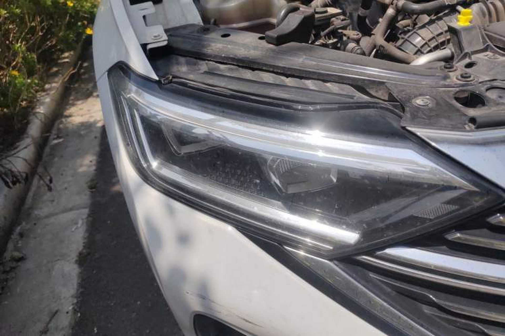 Used Volkswagen Sagitar 2023 300TSI DSG Excellence Edition Right Front Headlight