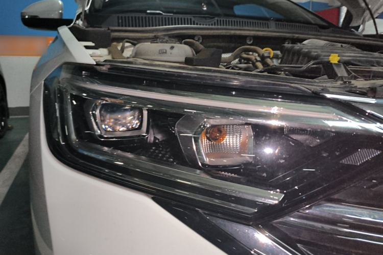 Used Volkswagen Sagitar 2023 280TSI DSG Beyond Lite Edition Right Front Headlight