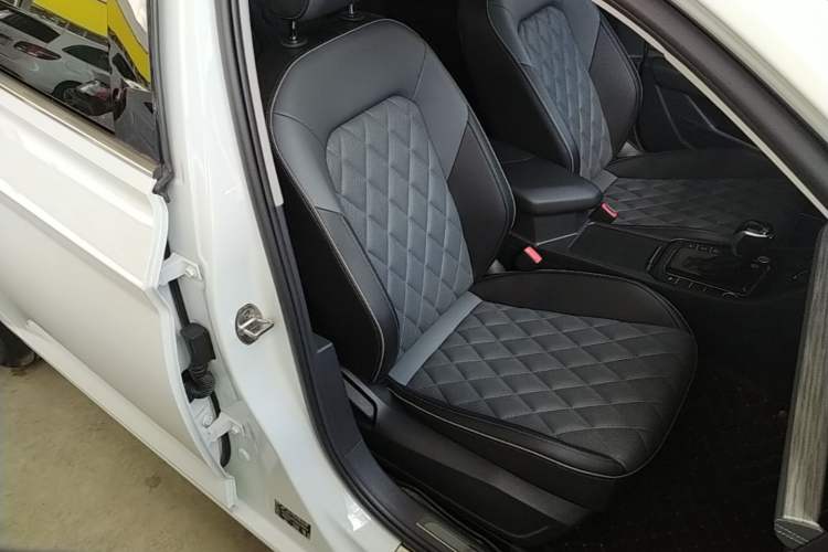 Used Volkswagen Sagitar 2023 280TSI DSG Beyond Lite Edition Right Front Seat