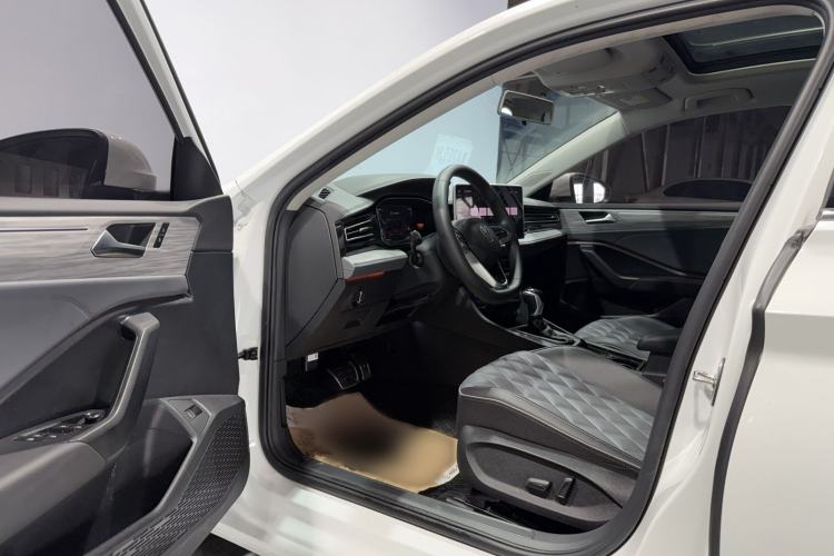 Used Volkswagen Sagitar 2023 280TSI DSG Beyond Lite Edition Right Front Seat