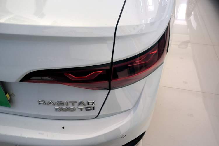 Used Volkswagen Sagitar 2023 200TSI DSG Excellence Edition Right Rear Taillight