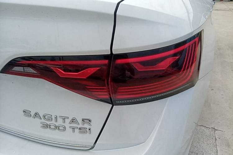 Used Volkswagen Sagitar 2023 300TSI DSG Excellence Edition Right Rear Taillight