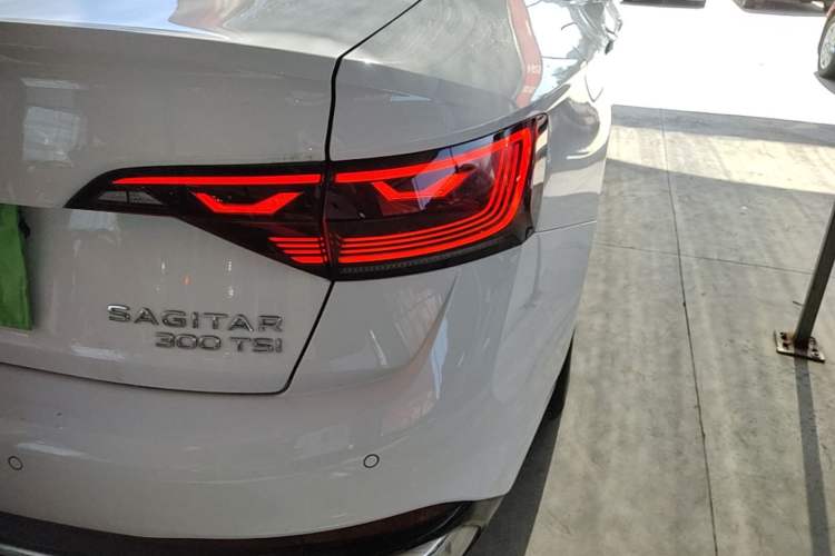 Used Volkswagen Sagitar 2023 300TSI DSG Excellence Edition Right Rear Taillight