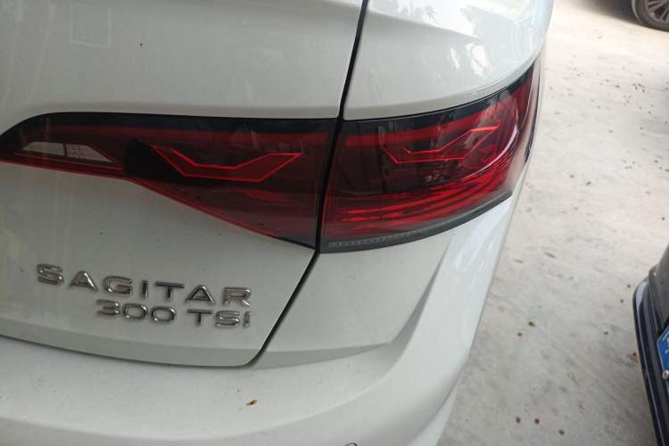 Used Volkswagen Sagitar 2023 300TSI DSG Excellence Edition Right Rear Taillight