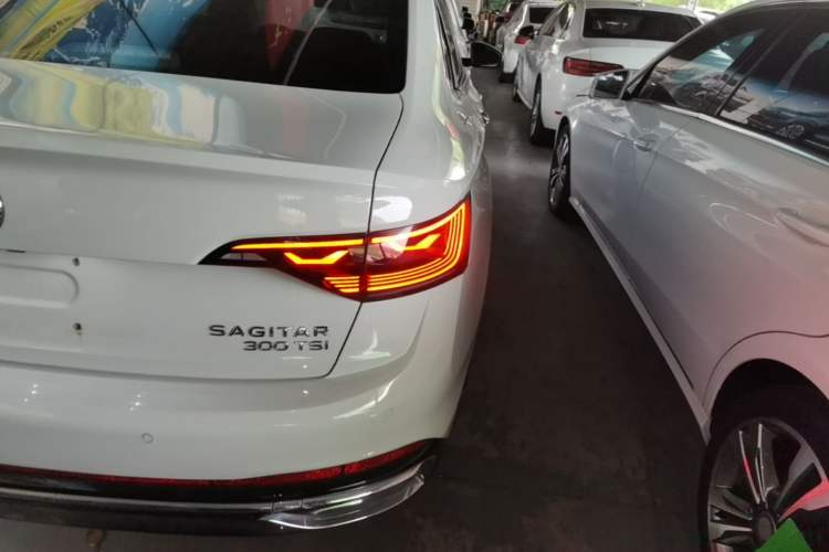 Used Volkswagen Sagitar 2023 300TSI DSG Excellence Edition Right Rear Taillight