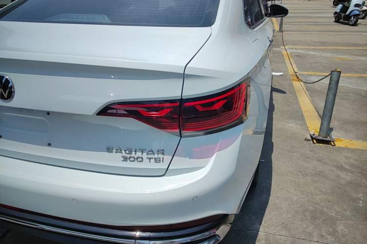 Used Volkswagen Sagitar 2023 300TSI DSG Excellence Edition Right Rear Taillight