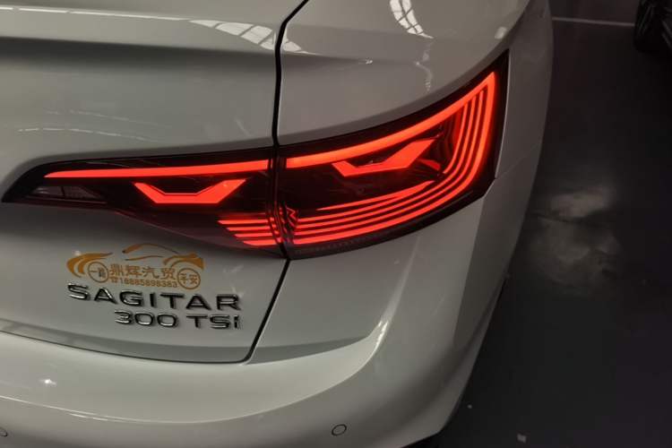 Used Volkswagen Sagitar 2023 300TSI DSG Excellence Edition Right Rear Taillight