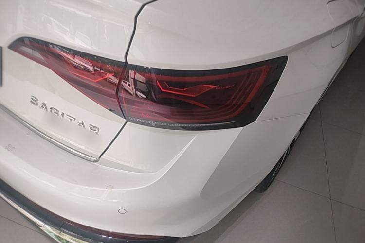 Used Volkswagen Sagitar 2023 300TSI DSG Excellence Edition Right Rear Taillight