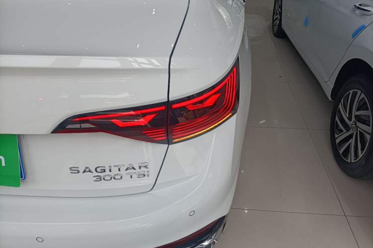 Used Volkswagen Sagitar 2023 300TSI DSG Excellence Edition Right Rear Taillight