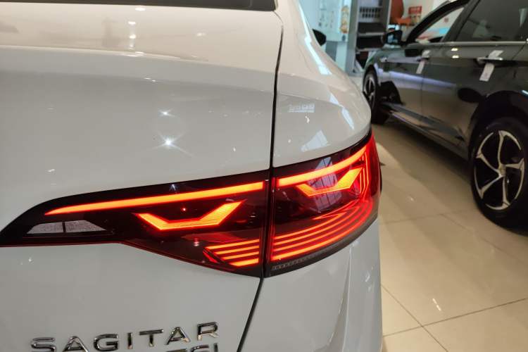 Used Volkswagen Sagitar 2023 280TSI DSG Beyond Lite Edition Right Rear Taillight
