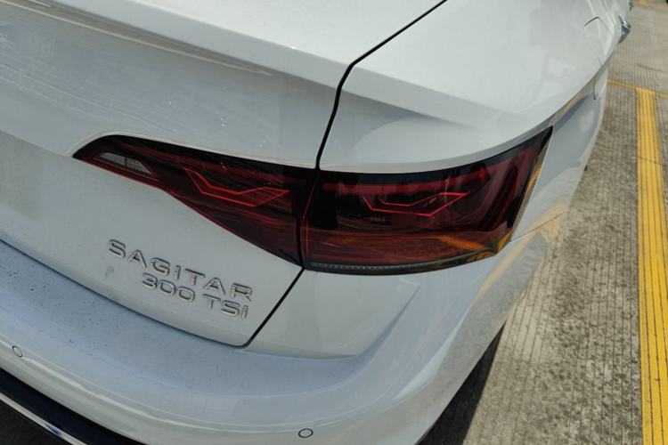 Used Volkswagen Sagitar 2023 300TSI DSG Excellence Edition Right Rear Taillight