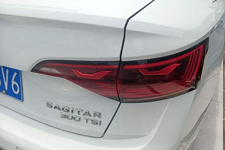 Used Volkswagen Sagitar 2023 300TSI DSG Excellence Edition Right Rear Taillight