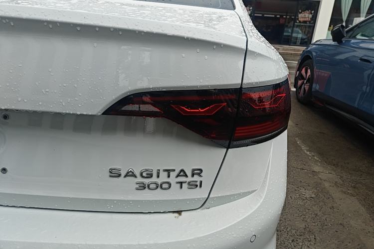 Used Volkswagen Sagitar 2023 300TSI DSG Excellence Edition Right Rear Taillight