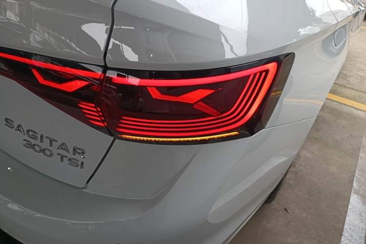 Used Volkswagen Sagitar 2023 300TSI DSG Excellence Edition Right Rear Taillight